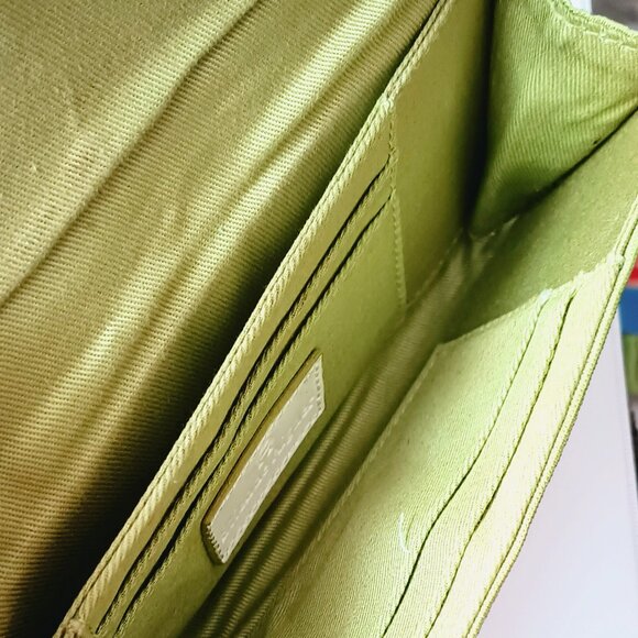 Etienne Aigner Green Flap Over Wallet. Continental Wallet Ivory Leather Trim - Picture 5 of 8